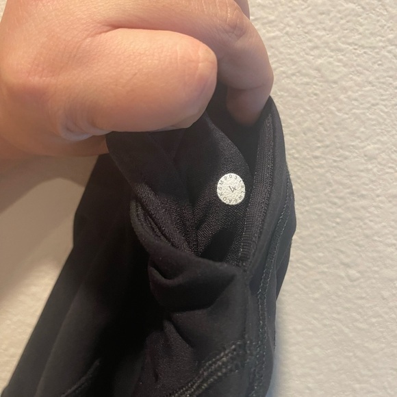 Lululemon leggings duo black size 4 - Picture 5 of 5